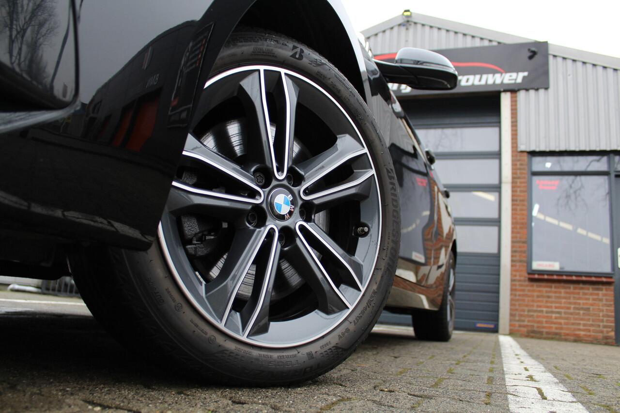 BMW 2-SERIE Gran Coupé 220I SPORT LINE GRAN COUPE AUTOMAAT 1 JAAR GARANTIE / GEEN AFLEVERINGS KOSTEN