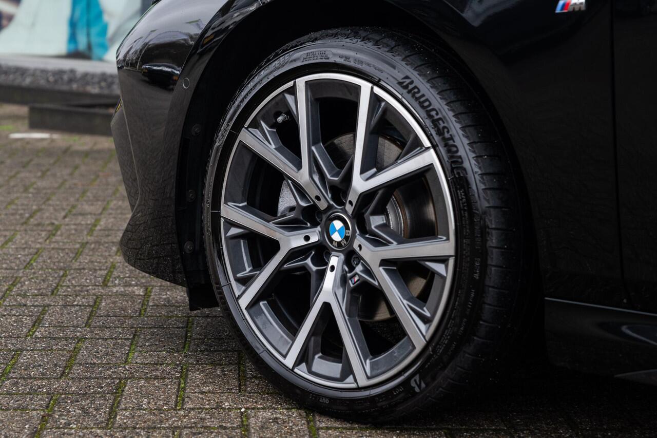 BMW 2-SERIE Gran Coupé 218i M Sport / PANODAK / HARMAN KARDON / NL AUTO