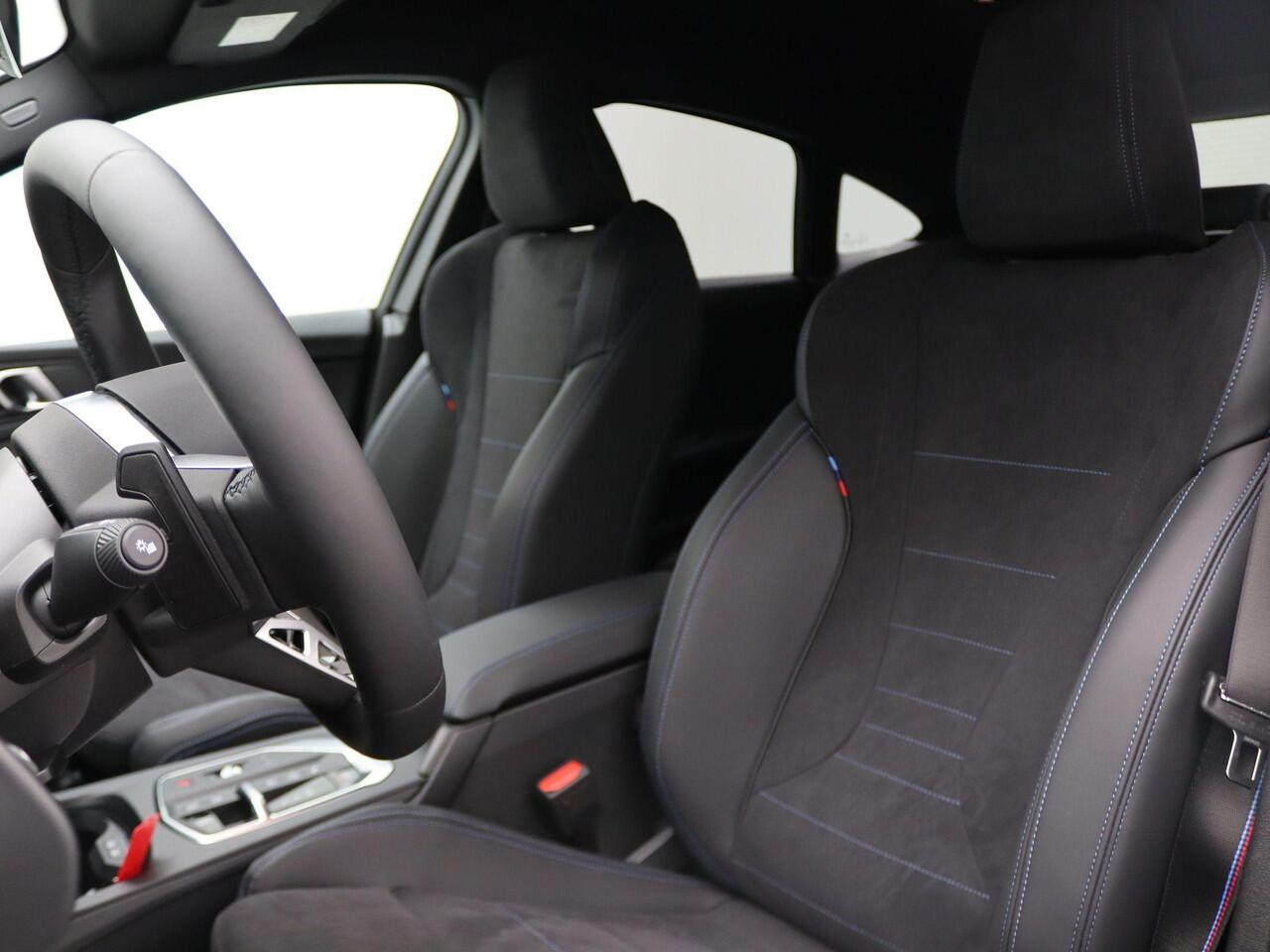 BMW 2-SERIE Gran Coupé 220 M Sportpakket Pro | Premium Pack | Stuurwielrand Verwarmd | Comfort Access | Driving Assistant | Harman Kardon | Ekris Selection