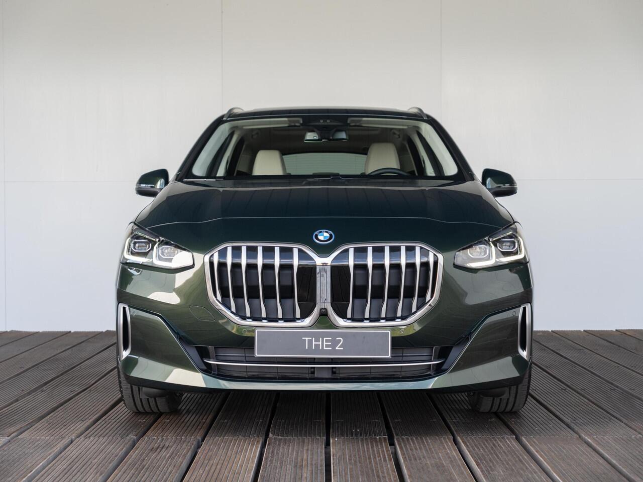 BMW 2-SERIE Active Tourer 225e xDrive | Luxury Line | Innovation Pack | Comfort Pack | Travel Pack | Showroom Selection