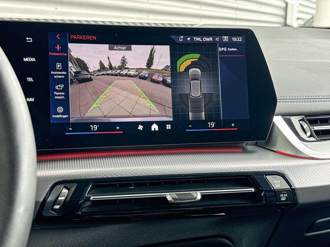 BMW 2-SERIE Active Tourer 225e xDrive M Sportpakket / Premium Pack / Selections