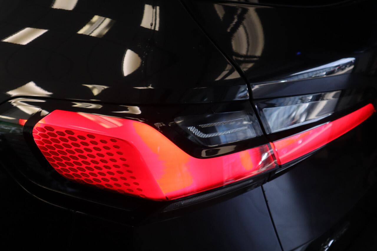 BMW 2-SERIE Active Tourer M-Sport 225e xDrive HUD Keyless Go/Start 360 camera LED 24 maanden garantie mogelijk (*vraag naar de voorwaarden)