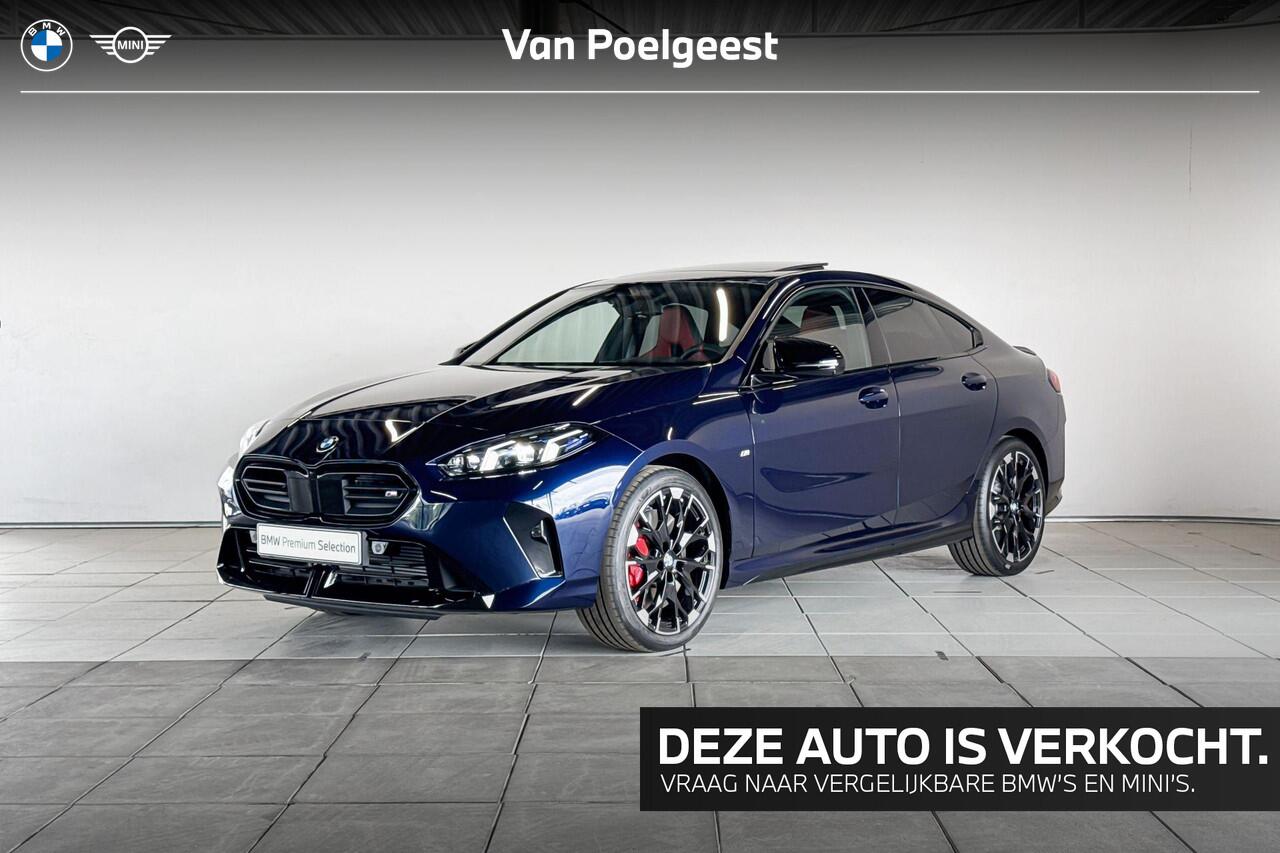 BMW 2-SERIE Gran Coupé M235 xDrive | M Sport Pro | Innovation Pack | Glazen Panoramadak | Elektrisch verstelbare stoelen | Driving Assistant Professional