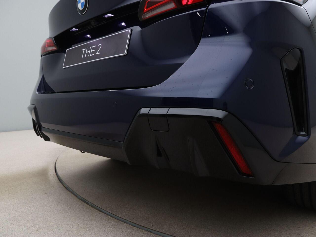 BMW 2-SERIE 220 Gran Coupé | Glazendak | 19inch | Elektrisch verstelbare stoelen | Panoramadak | Trekhaak | Ekris Selection