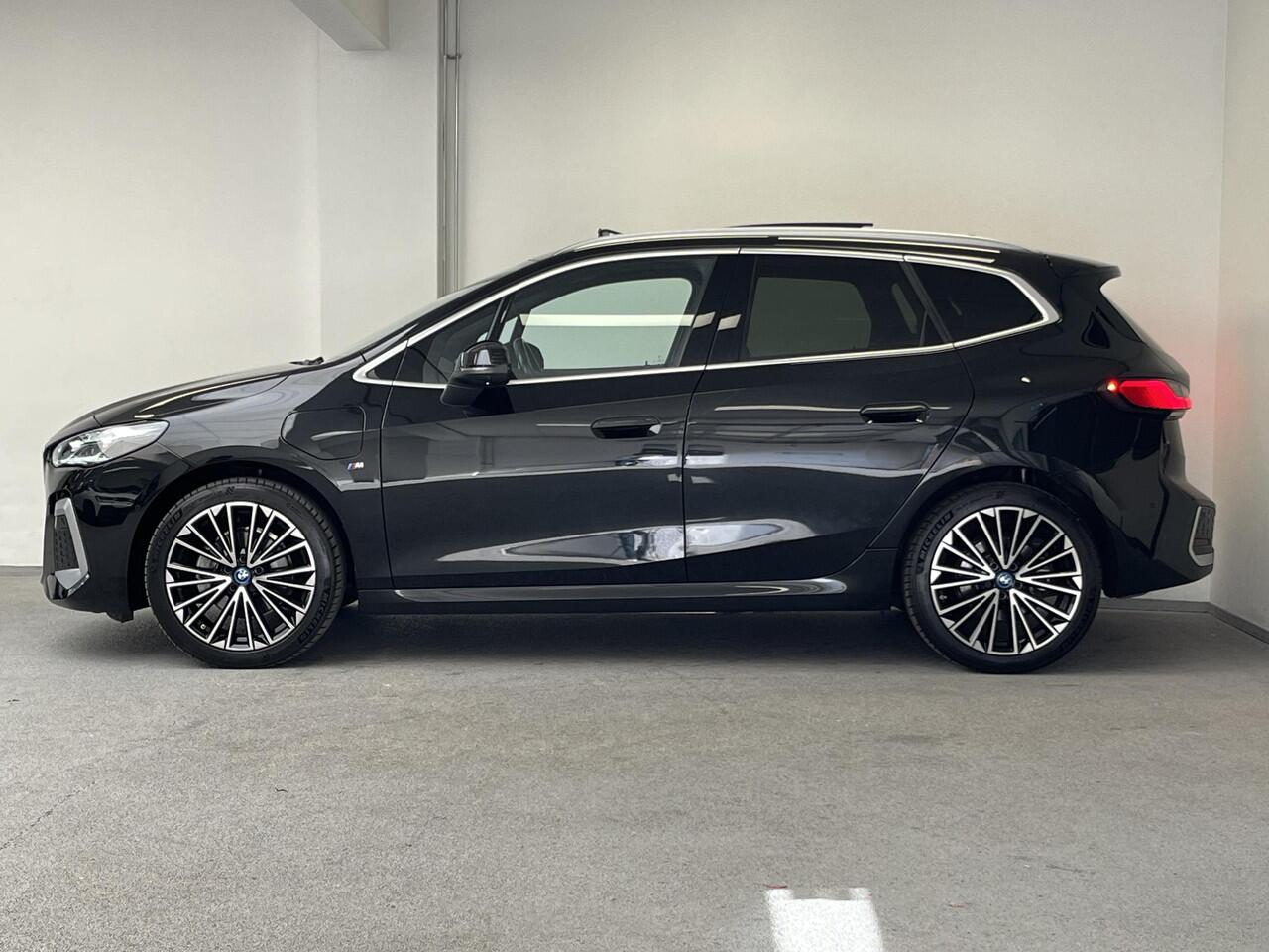 BMW 2-SERIE Active Tourer 225e xDrive M-sport | PANO | 360 CAMERA | HEAD-UP |