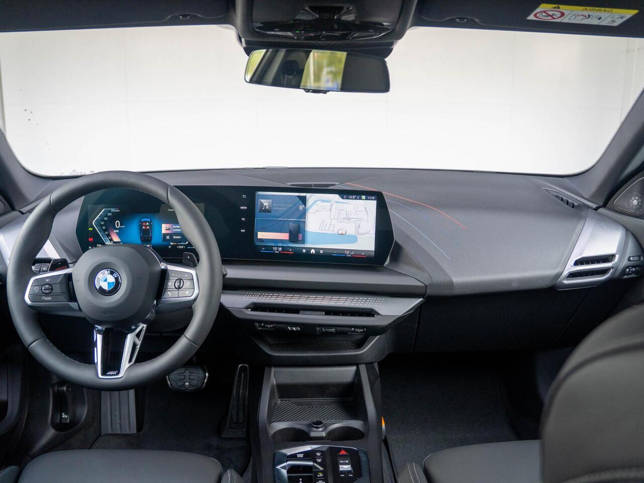 BMW 2-SERIE Gran Coupé 220 | M Sportpakket Pro | Premium Pack | Harman-Kardon | Verwarmd Stuurwiel | Comfort Access | Achteruitrijcamera | Panoramadak | Stoelverwarming