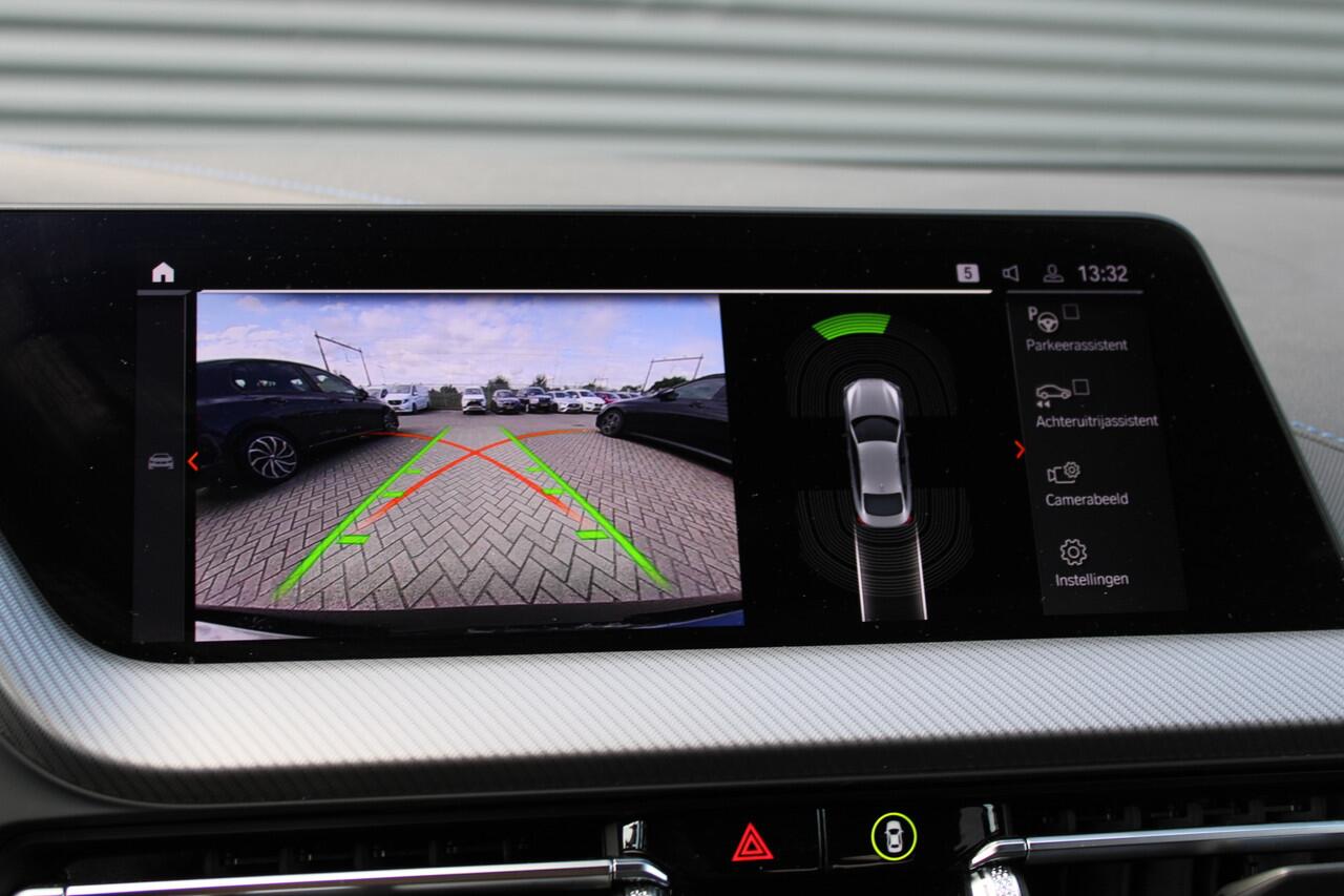 BMW 2-SERIE Gran Coupé 218i M-Sport Alcantara Camera Virtual-Cockpit