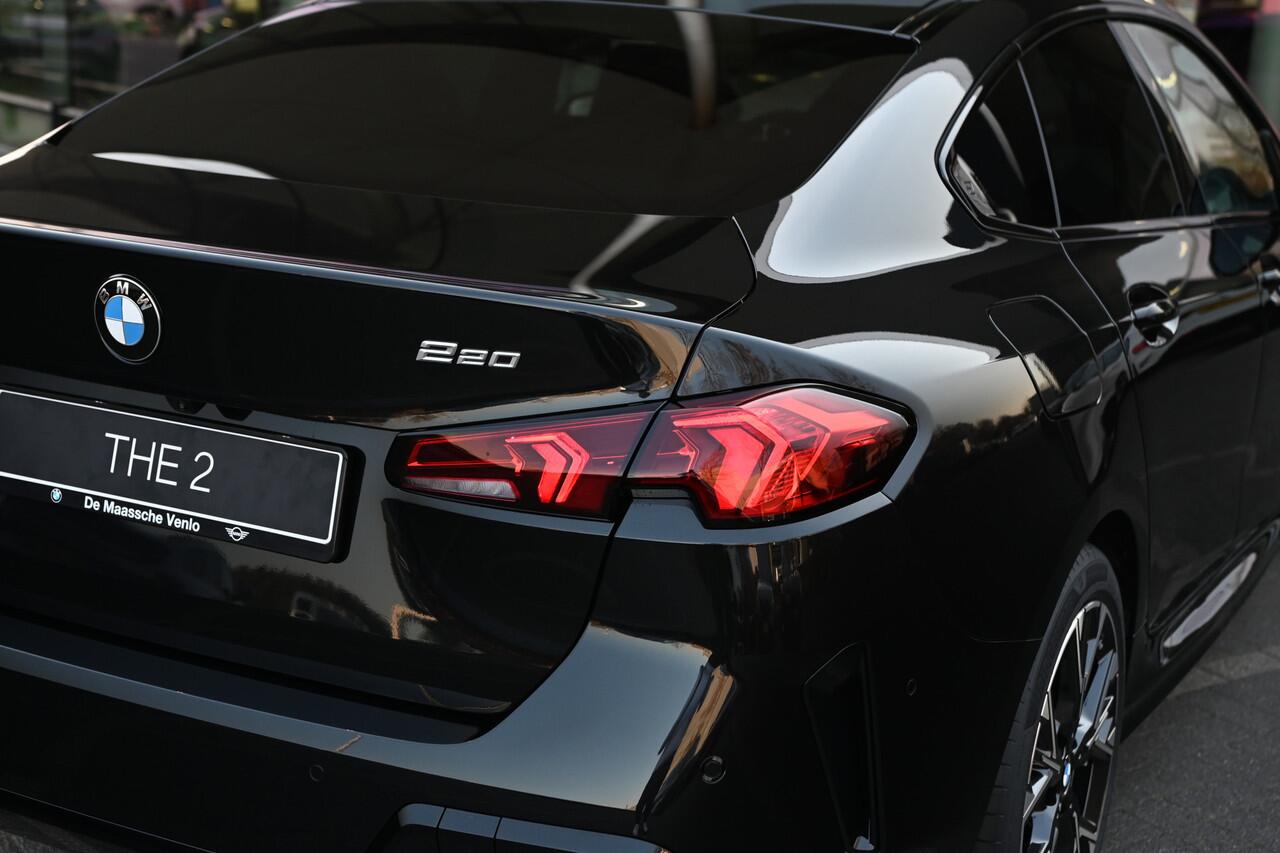 BMW 2-SERIE Gran Coupé 220 M Sport Automaat / Sportstoelen / Adaptieve LED / Comfort Access / M Adaptief onderstel / Parking Assistant / Stoelverwarming