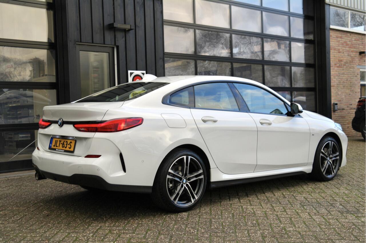 BMW 2-SERIE Gran Coupé 218i M Sport Edition | Carplay | Camera | Fabrieksgarantie | Stuurwielverwarming