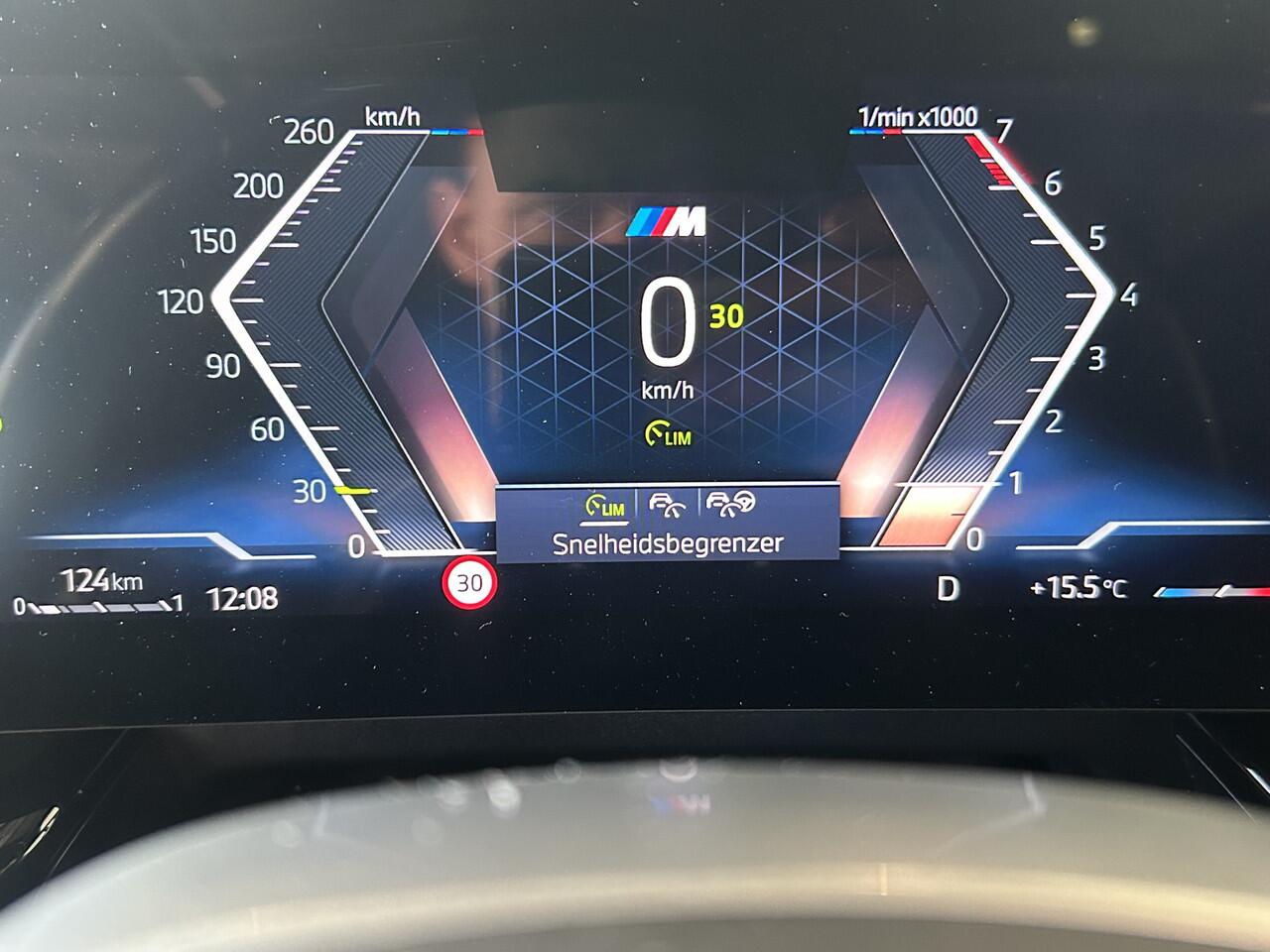 BMW 2-SERIE Active Tourer 220i M-Sport / Pano / H&K / Stoelverwarming / HUD