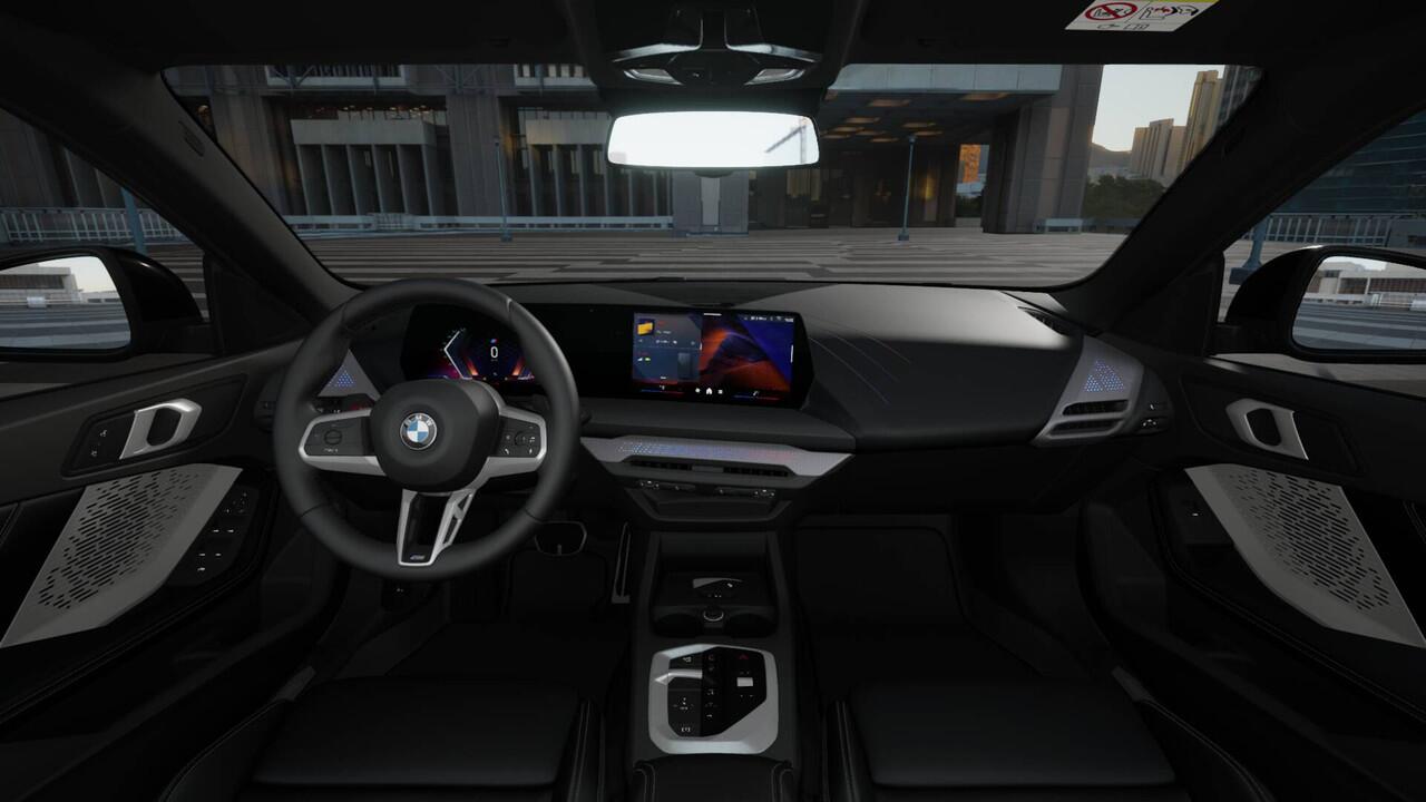 BMW 2-SERIE Gran Coupé 220 M Sport Automaat / Trekhaak / Sportstoelen / Achteruitrijcamera / M Adaptief onderstel / Parking Assistant