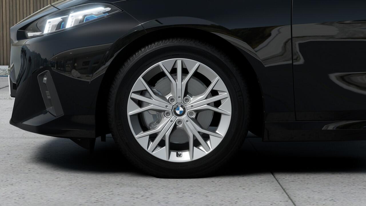 BMW 2-SERIE Gran Coupé 220 M Sport Automaat / Trekhaak / Sportstoelen / Adaptieve LED / Achteruitrijcamera / Comfort Access / Parking Assistant / Stoelverwarming