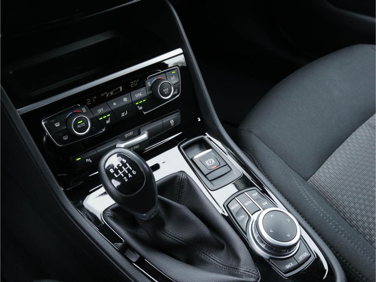 BMW 2-SERIE Active Tourer 218i Business Edition