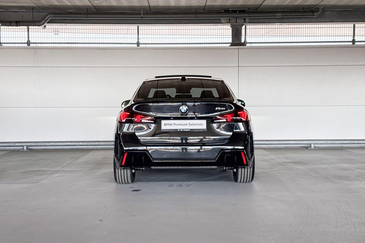 BMW 2-SERIE Gran Coupé 220 | Selections | M Sportpakket Pro | Glazen panoramadak