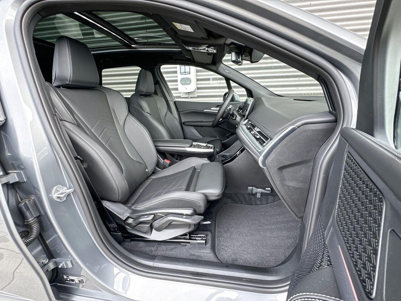 BMW 2-SERIE Active Tourer 225e xDrive M Sportpakket / Premium Pack / Travel Pack / Selections