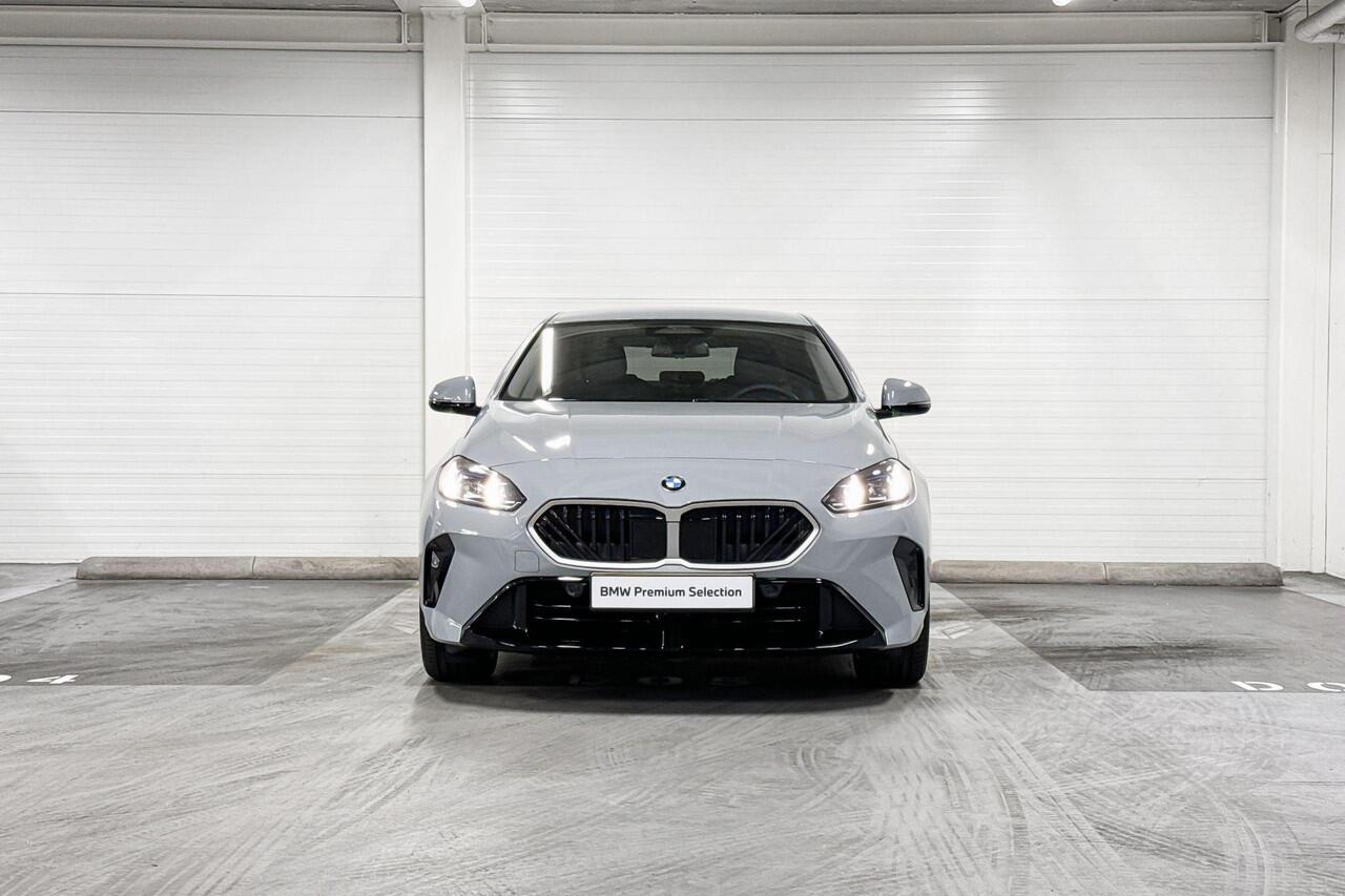 BMW 2-SERIE Gran Coupé 220 | M-Sport Design | Premium Pack | Driving Assistant Plus | Harman/Kardon | Comfort Access | Selections