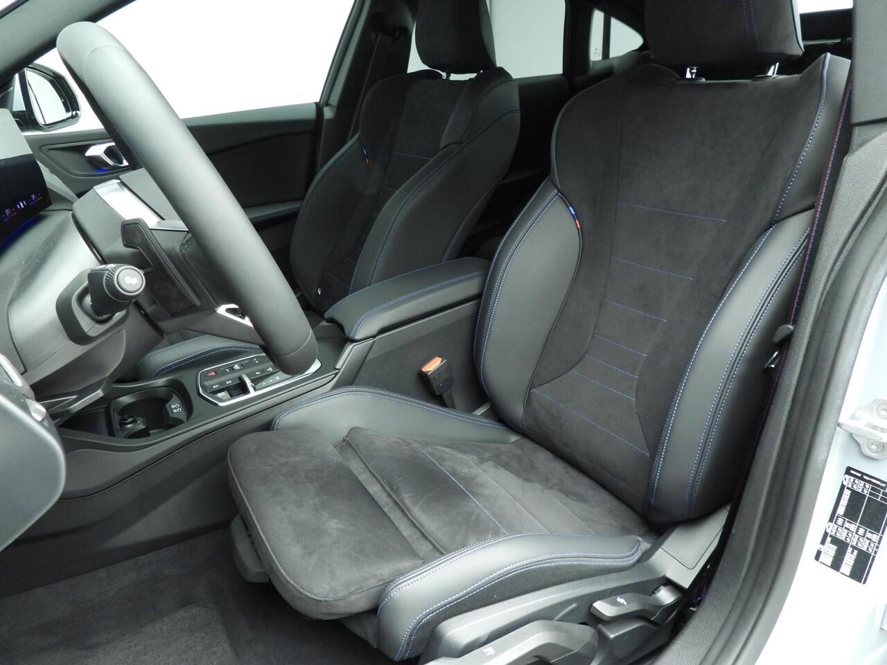 BMW 2-SERIE Gran Coupé 220 M-Sportpakket | LED | Navigatie | Active cruise | Stoelverwarming | Keyles go | DAB | Harman-kardon sound | Alu 19 inch