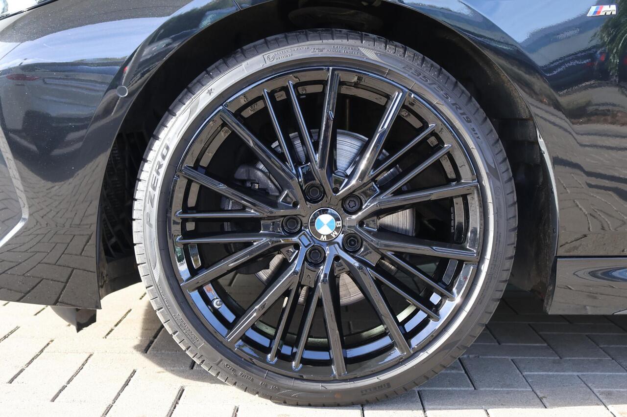 BMW 2-SERIE Gran Coupé 218i Executive Edition | M Sport | Parking Pack | Voorstoelen Verwarmd