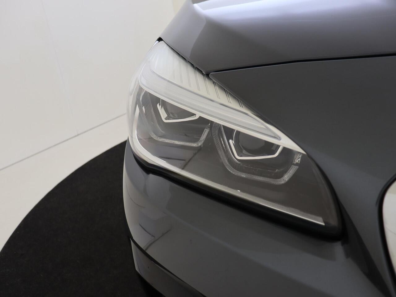 BMW 2-SERIE Active Tourer 225xe iPerformance cruise control | electronic climate control | lichtmetalen velgen 17"|