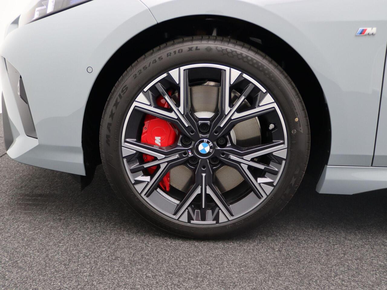 BMW 2-SERIE Gran Coupé 220 M Sportpakket Pro | Premium Pack | Stuurwielrand Verwarmd | Comfort Access | Driving Assistant | Harman Kardon | Ekris Selection