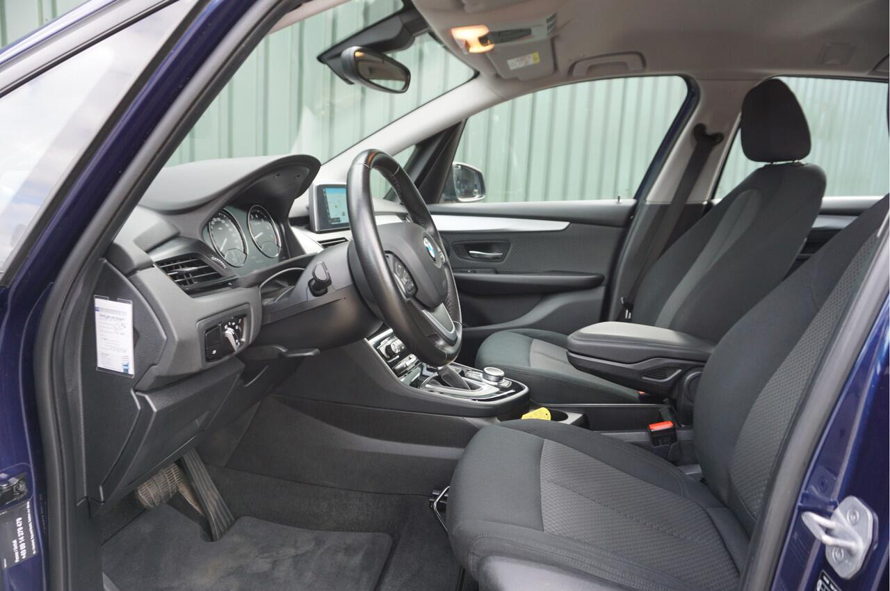 BMW 2-SERIE Active Tourer 225xe iPerformance PHEV - Plugin Hybrid + Navi/ Trekhaak/ Cruise/ Garantie!