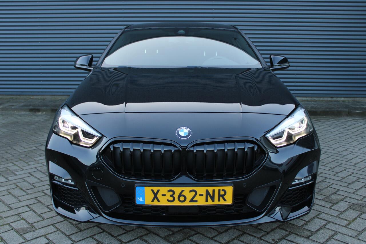 BMW 2-SERIE Gran Coupé 218i M-Sport Alcantara Camera Virtual-Cockpit