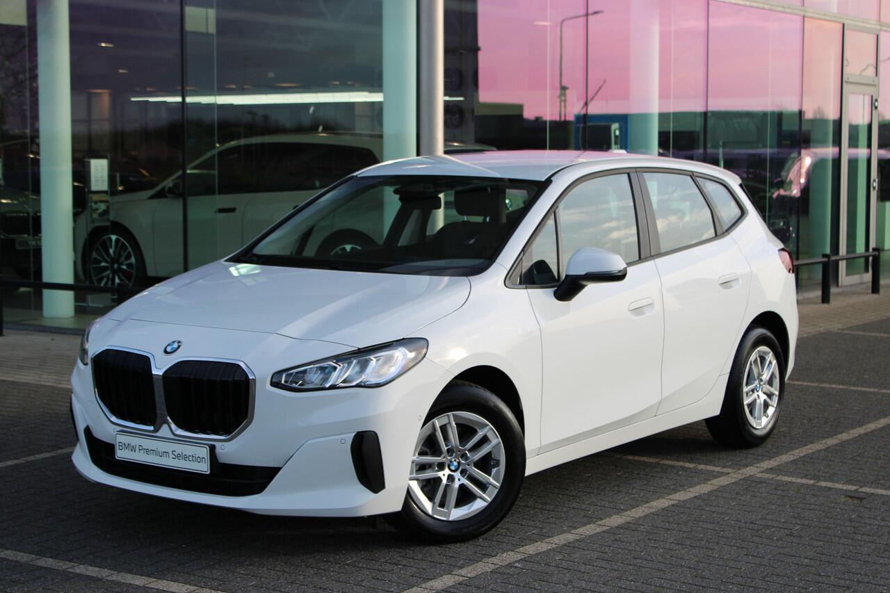 BMW 2-SERIE Active Tourer 218i Automaat / Achteruitrijcamera / DAB