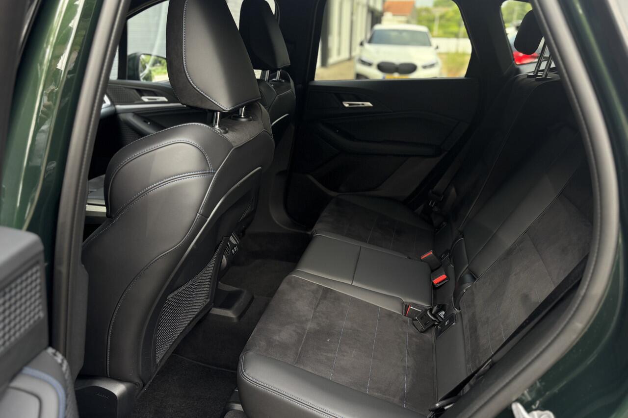 BMW 2-SERIE Active Tourer 218i M-Sport | Sportstoelen | Adaptive Cruise | Adaptief M-onderstel
