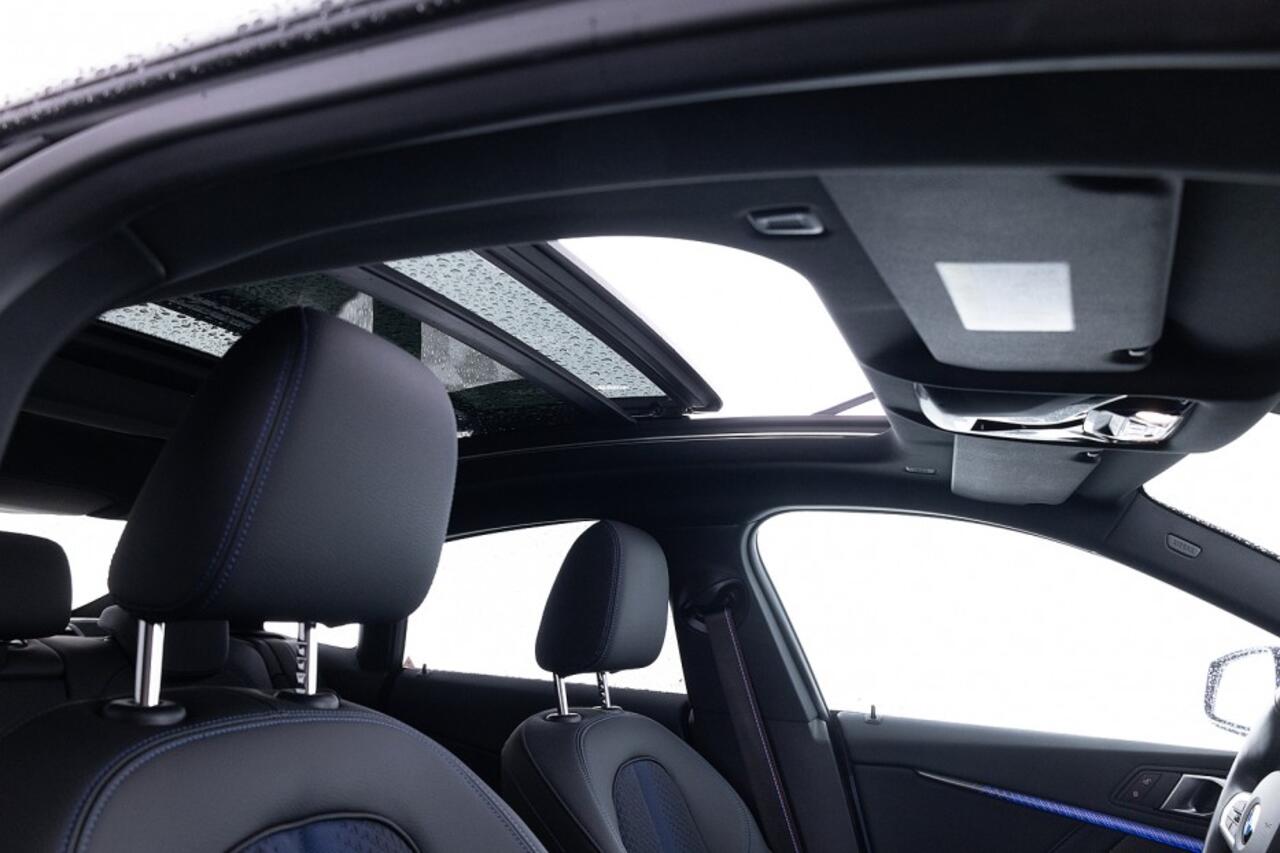 BMW 2-SERIE 218 Gran Coupé M-sport | PANORAMADAK | harman/kardon | Half LEDER