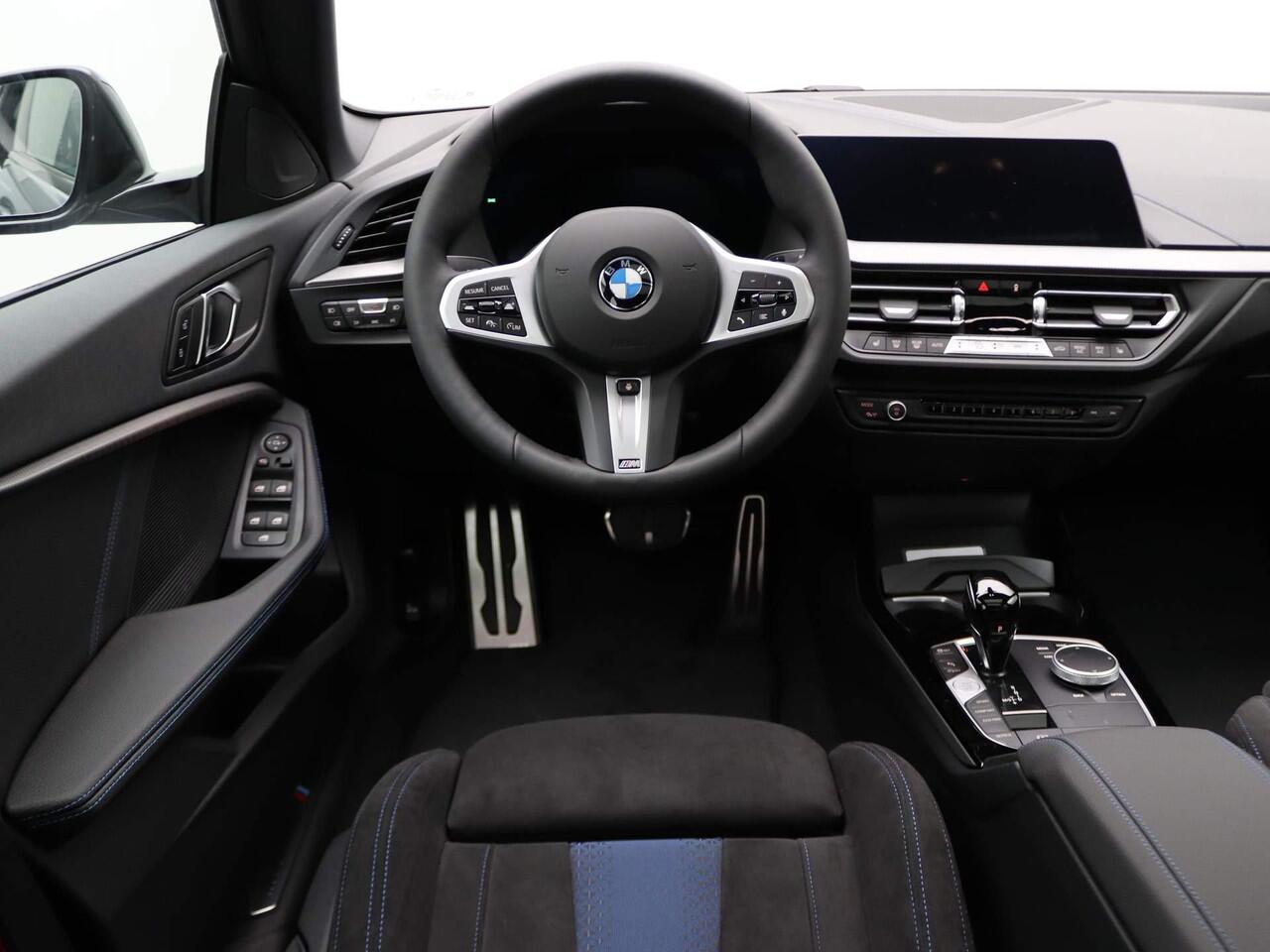 BMW 2-SERIE Gran Coupé 218i M Sportpakket Pro | Premium Pack | Comfort Pack | Travel Pack | Panoramadak | Active Cruise Control | DAB| HiFi | 18'' | Ekris Selection