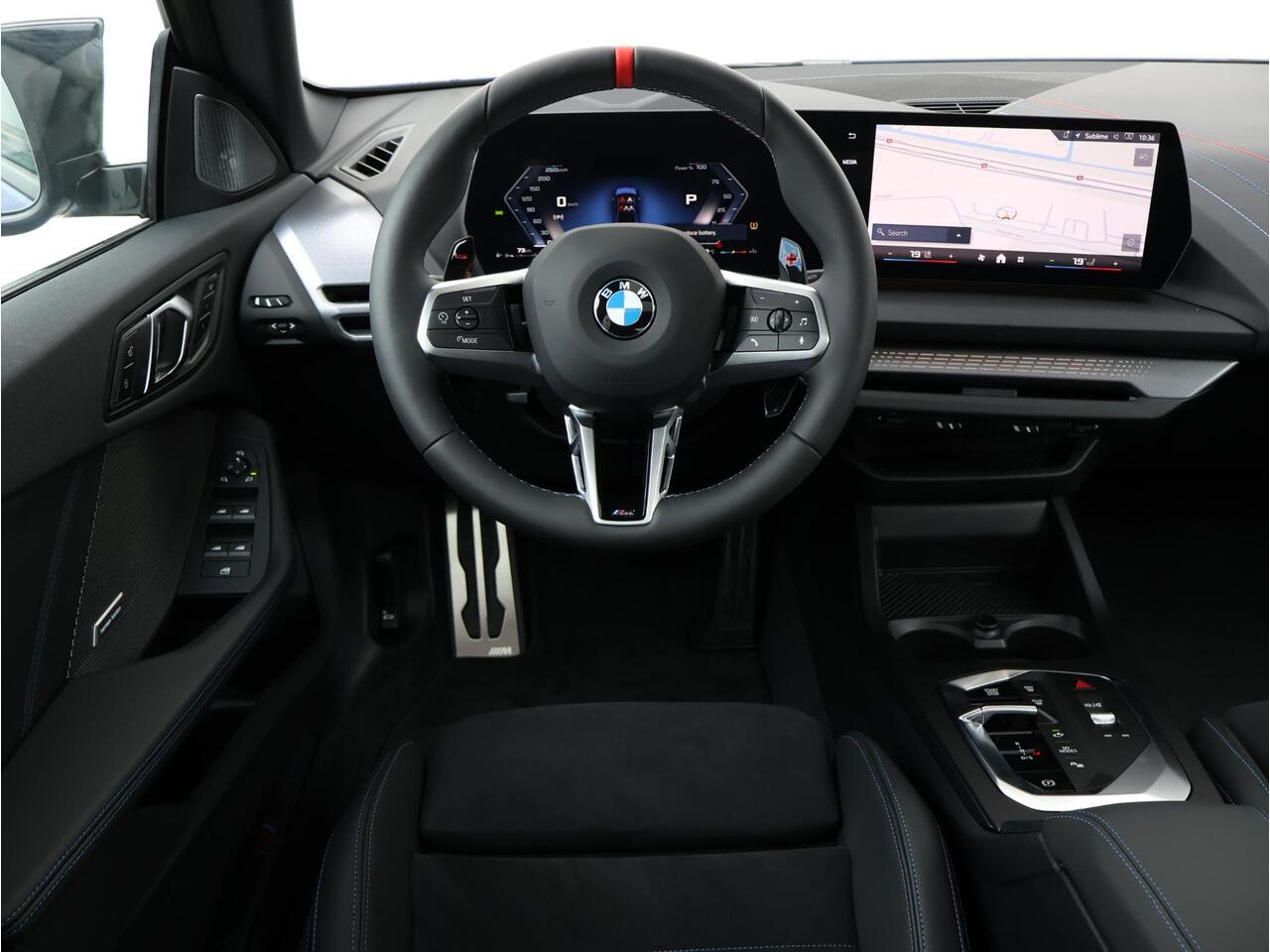 BMW 2-SERIE M235 xDrive Gran Coupé | M Sportpakket Pro | Innovation Pack | Extra Voordeel