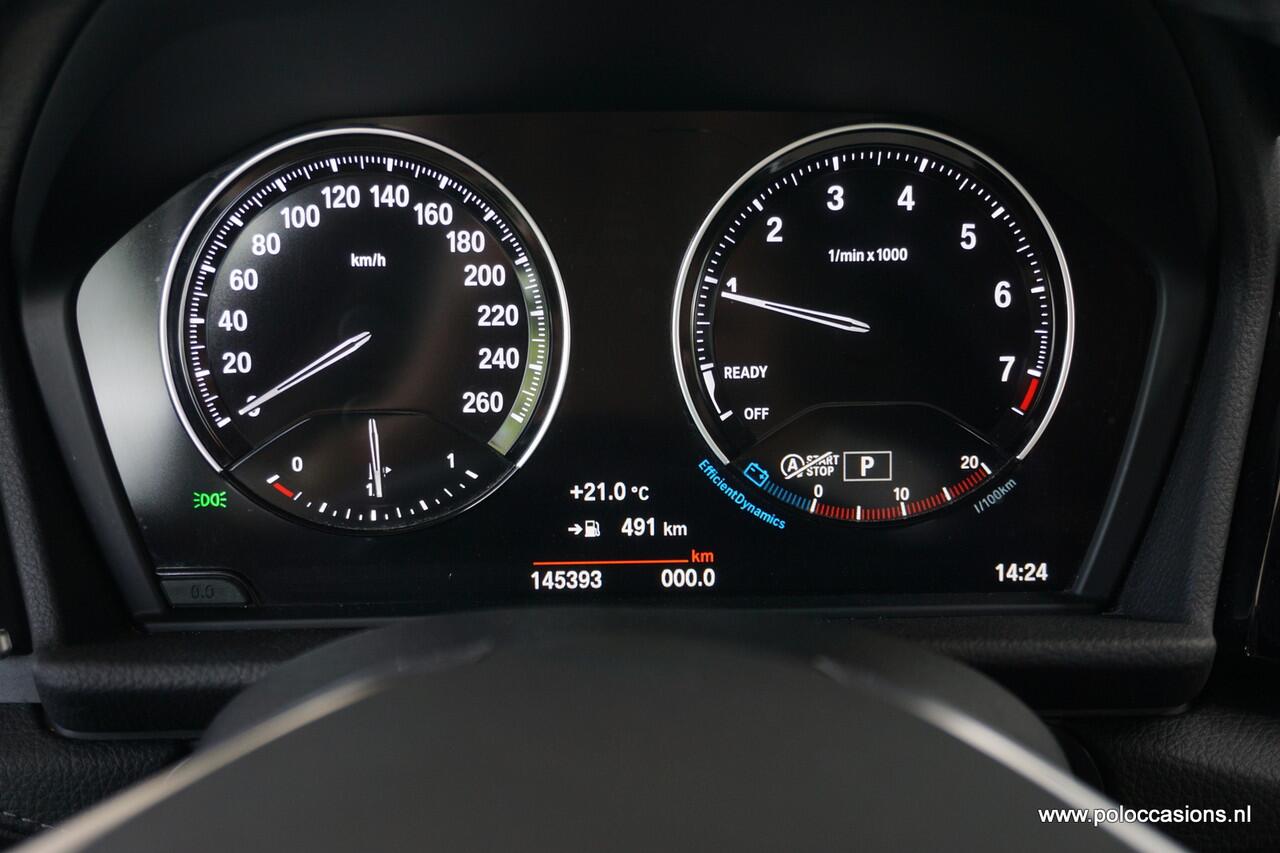 BMW 2-SERIE Active Tourer 218i Automaat | Sportinter | Headup | DAB+ | Leer