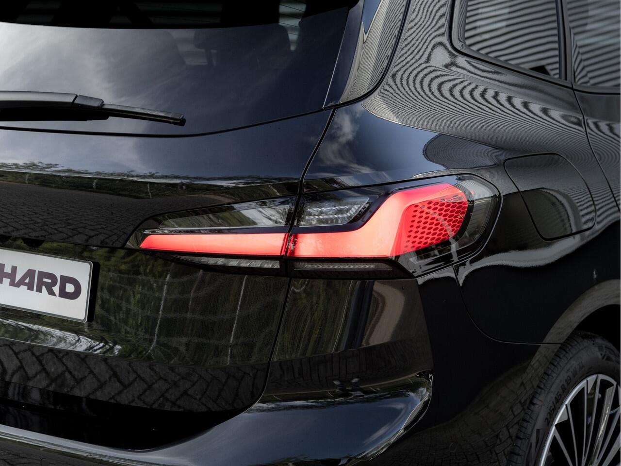 BMW 2-SERIE Active Tourer 225e xDrive - M-Sport - Pano - 360 Camera - Head-up