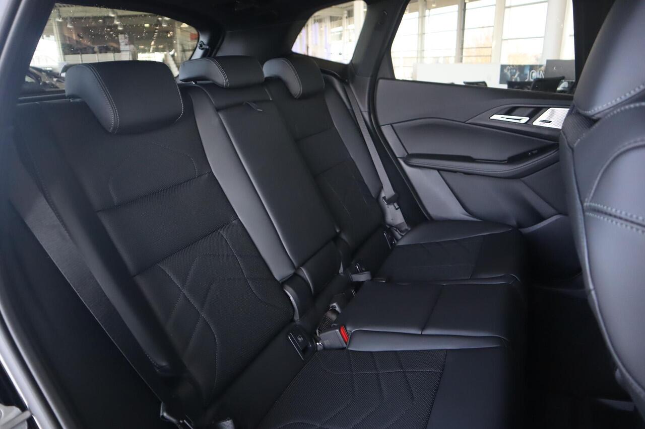 BMW 2-SERIE Active Tourer 225e xDrive M Sportpakket | Premium Pack | Stoelen pakket | Elektr. Trekhaak | Ekris Selection