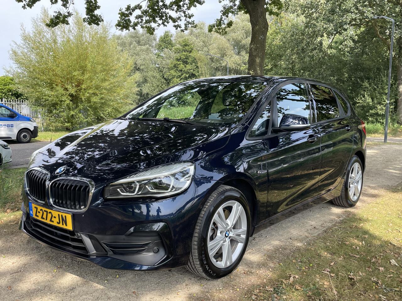 BMW 2-SERIE Active Tourer 225xe iPerformance Executive Leer Stoelverwarming PDC voor en achter info: M.safari 0492588976