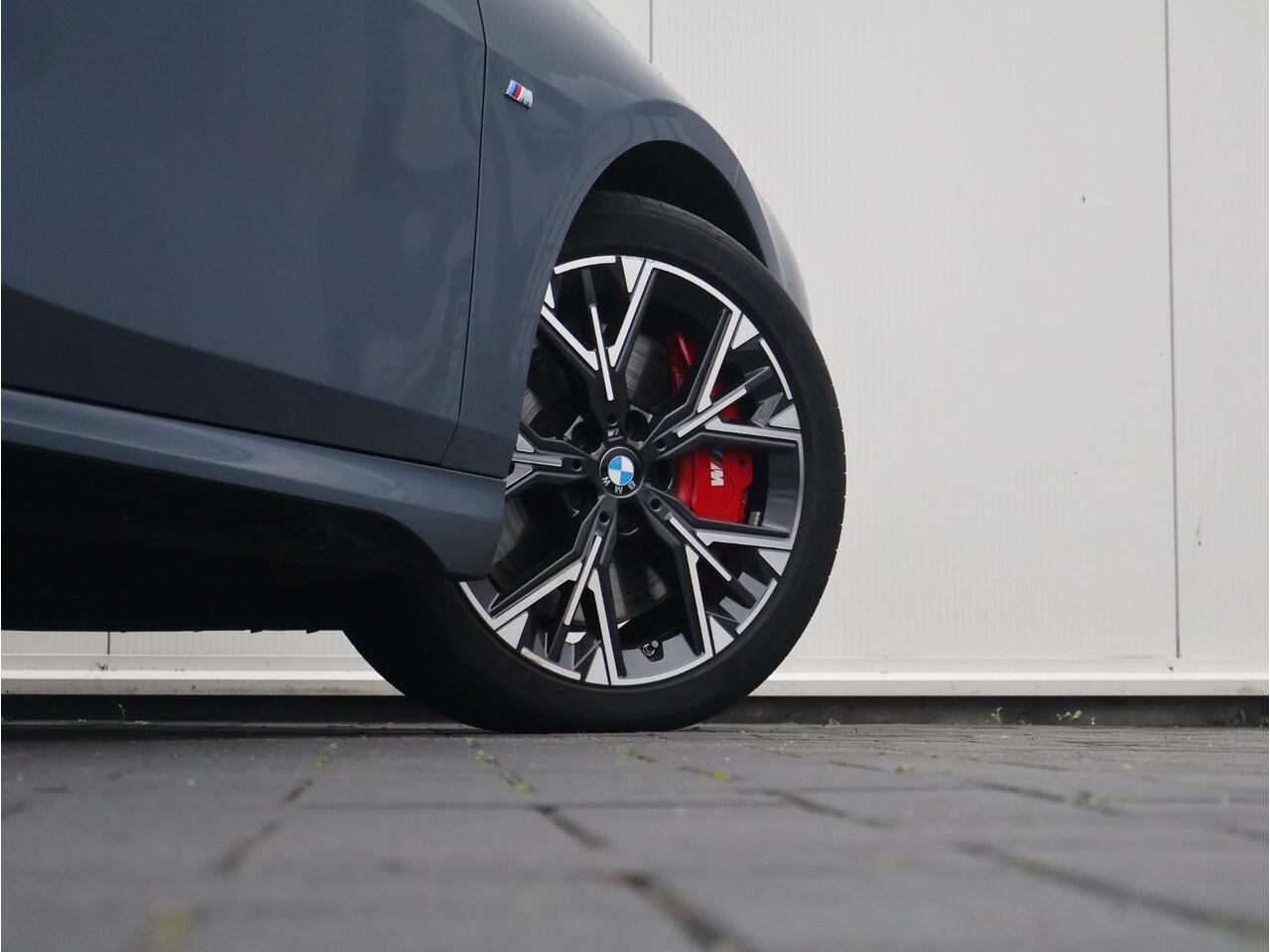 BMW 2-SERIE Gran Coupé 220 M Sportpakket Pro/ Stuurverwarming/ Panoramadak/ Harman-Kardon/ Head-Up/ Comfort Access