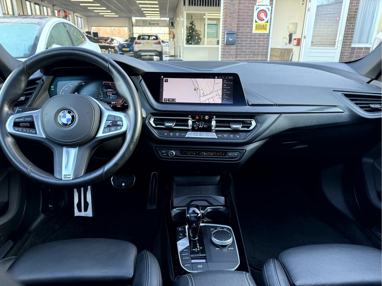 BMW 2-SERIE Gran Coupé 218i High Executive M-Sport Panoramadak, Harman/Kardon