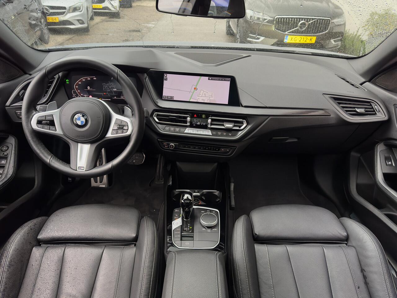 BMW 2-SERIE Gran Coupé 220i AUT7 M-SPORT PANODAK SPORTLEDER NAVI CAMERA DIGI-DASH APPLE-CARPLAY LED LMV PDC
