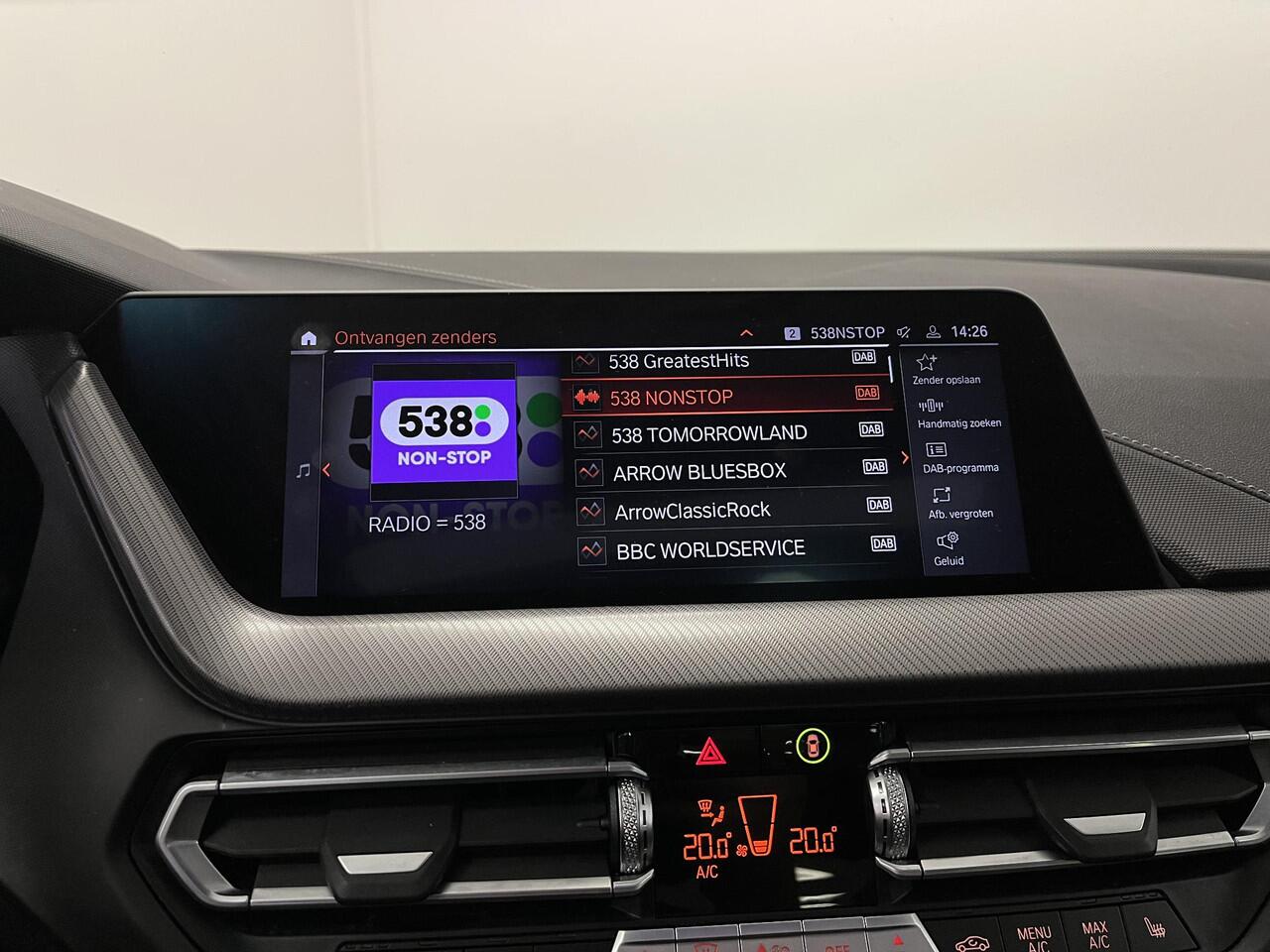 BMW 2-SERIE Gran Coupé 218i M-sport | 1e-EIG. | PANO | CARPLAY |