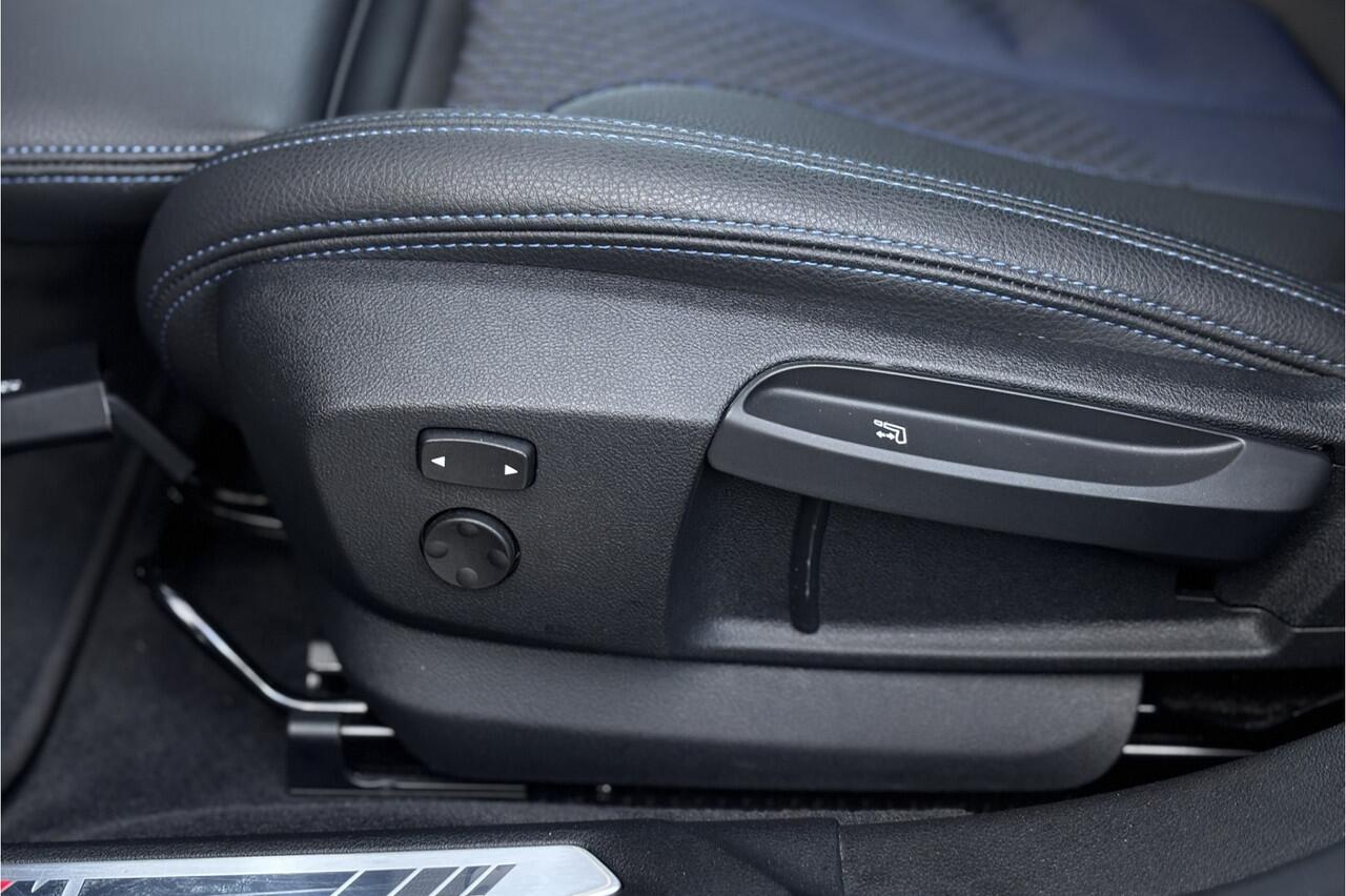 BMW 2-SERIE Gran Coupé 218i M-Sport | Panodak | Camera | Adaptive Cruise | Comfort Access