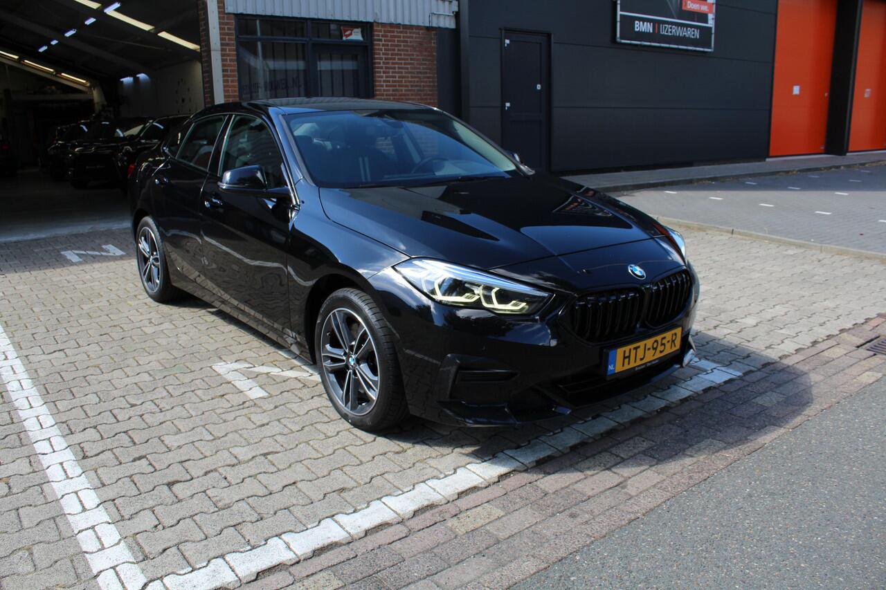 BMW 2-SERIE Gran Coupé 220I SPORT LINE GRAN COUPE AUTOMAAT