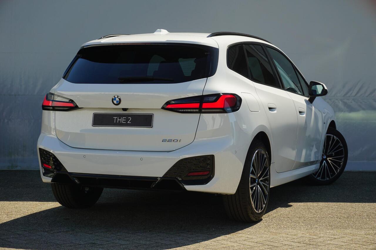 BMW 2-SERIE Active Tourer 220i M Sport Package | Equipment Package | Comfort Pack | Travel Pack | Showroom Selection