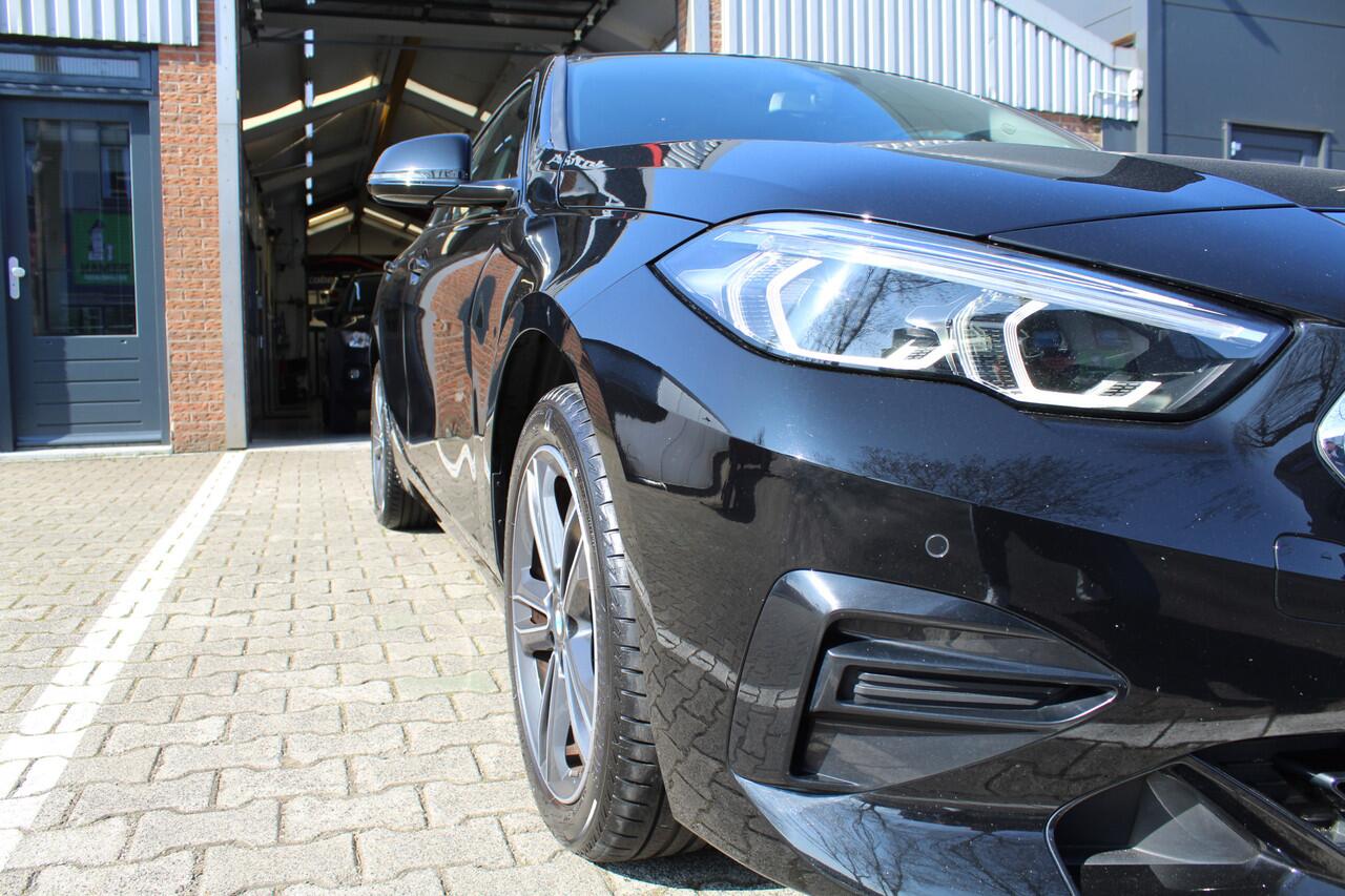 BMW 2-SERIE Gran Coupé 220I SPORT LINE GRAN COUPE AUTOMAAT