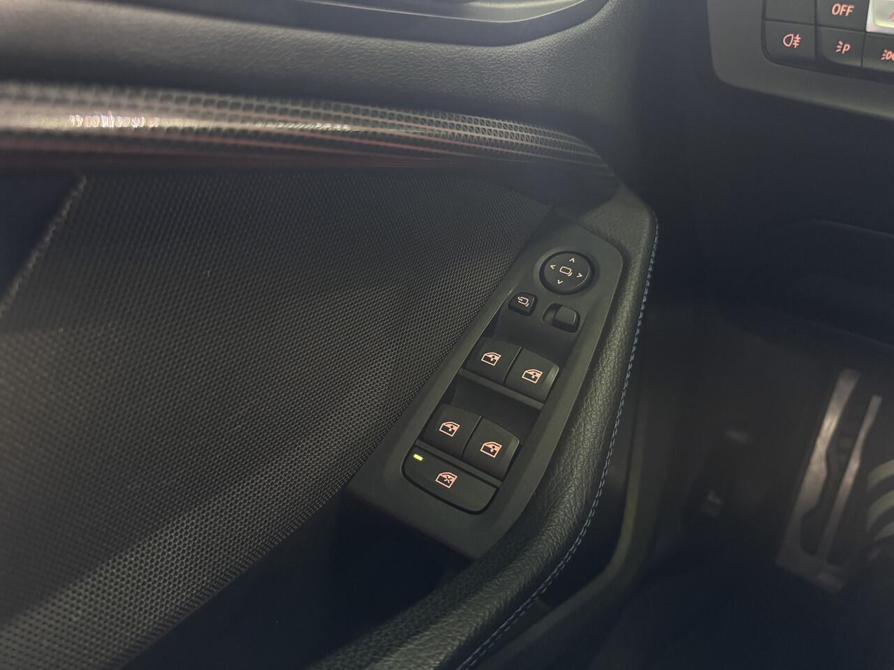 BMW 2-SERIE M235i Gran Coupé XDrive, Pano, H/K