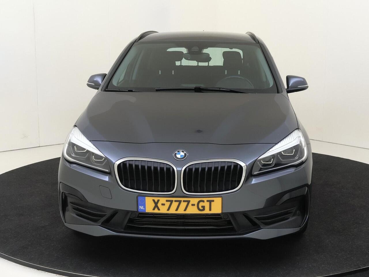 BMW 2-SERIE Active Tourer 225xe iPerformance cruise control | electronic climate control | lichtmetalen velgen 17"|