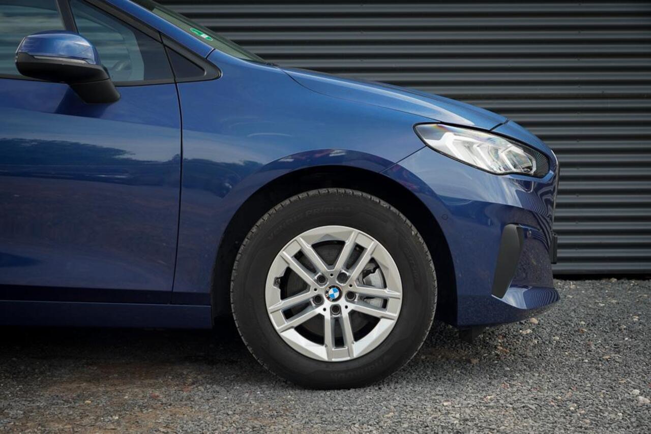 BMW 2-SERIE Active Tourer 220i / Aut / Navi / Trekhaak Elektrisch / Incl BTW