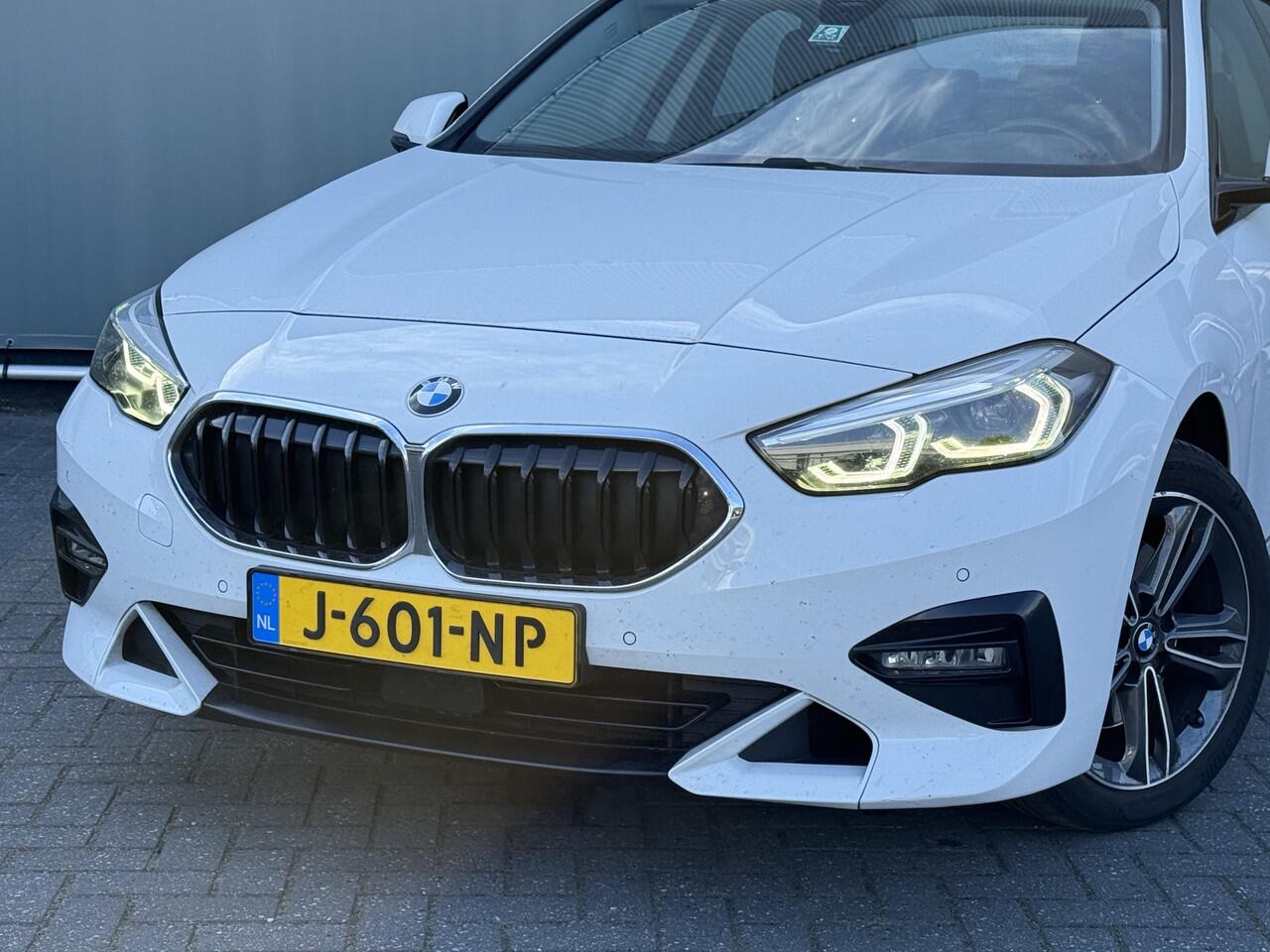 BMW 2-SERIE Gran Coupé BWJ 2020 218i 141 PK Executive AUTOMAAT LEDER | VIRTUAL COCKPIT | STOELVERW. | PDC | NAVI | CLIMA | CRUISE | BLUETOOTH | LMV 17 INCH | MULTIFUNCT. STUURWIEL