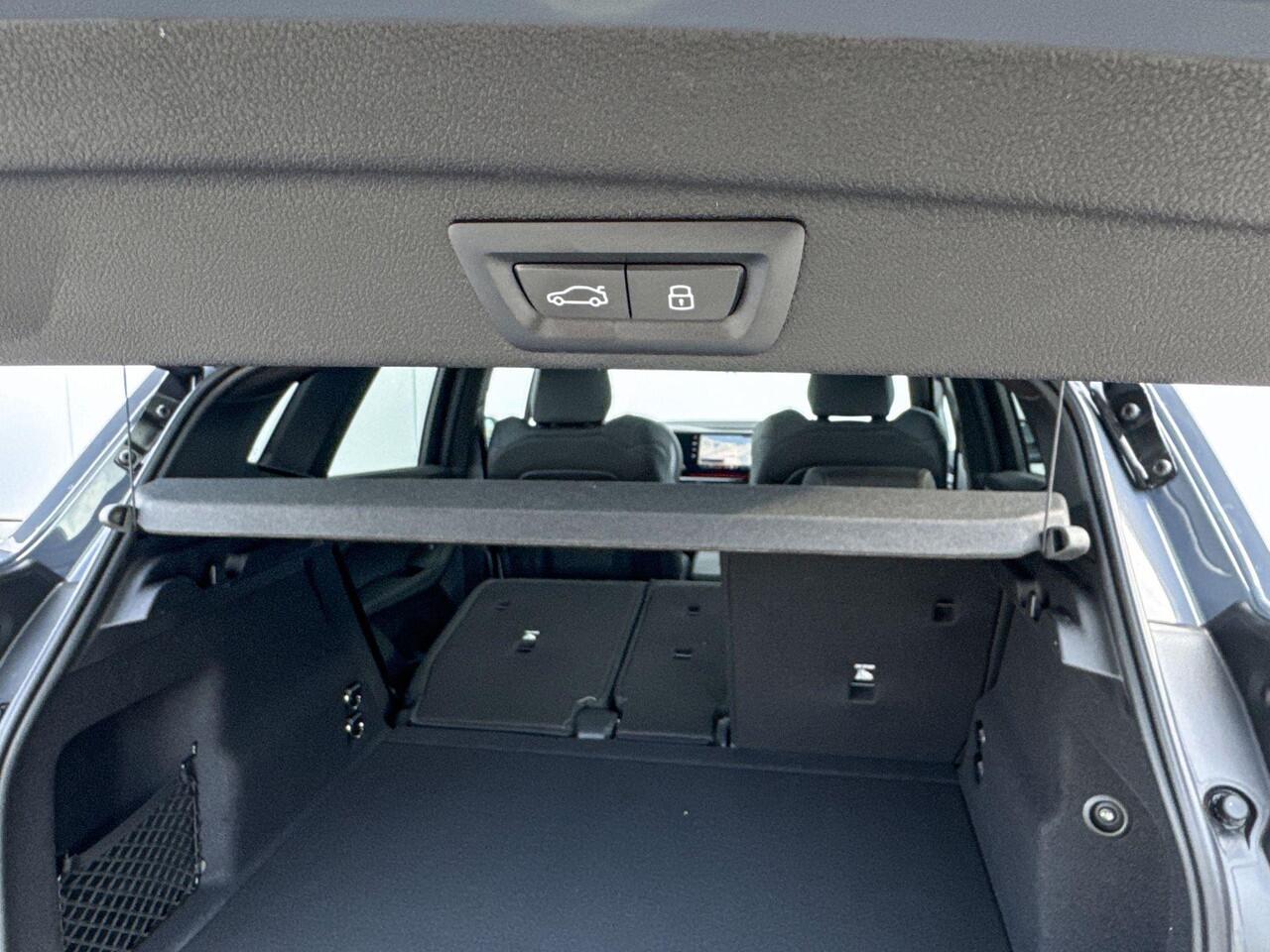 BMW 2-SERIE Active Tourer 220i | M Sport | Premium Pack | Travel Pack