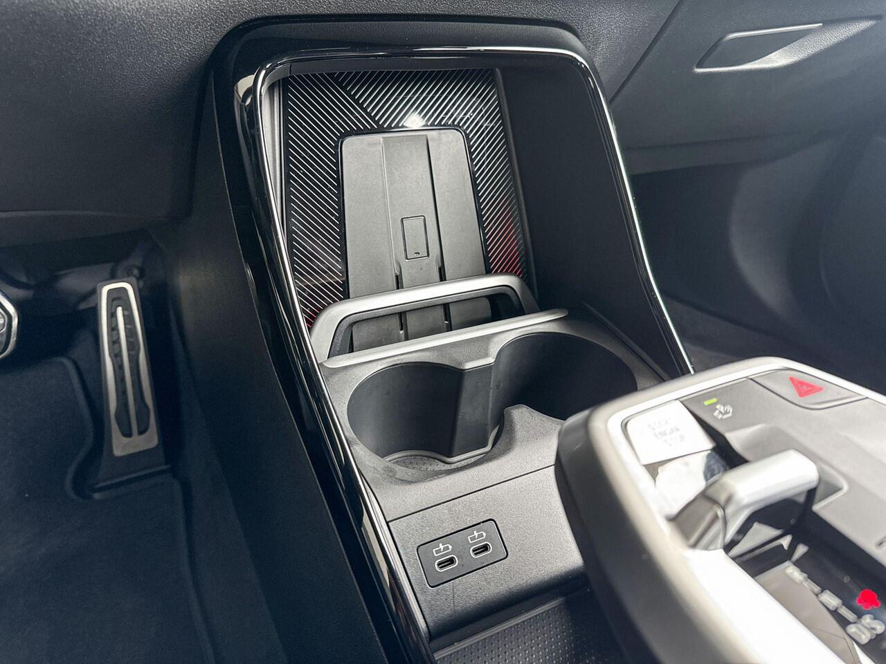 BMW 2-SERIE Active Tourer 225e xDrive M Sportpakket / Premium Pack / Selections