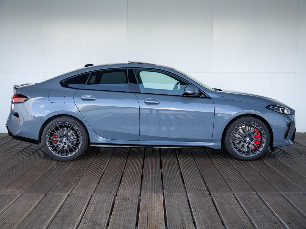 BMW 2-SERIE Gran Coupé Gran Coupé 220 | M Sportpakket | M Sportpakket Pro | Equipment Pack